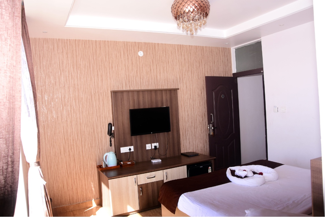 Ooty deluxe room view 4